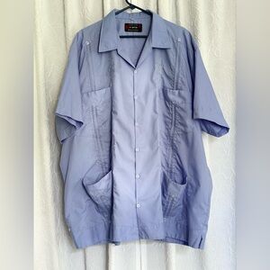 Guayaberas Finas D’Mejia(50)-Men's Light Blue short Sleeve Shirt
